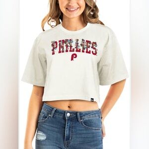 New Era Philadelphia Phillies Botanical Crop T-Shirt Size Small